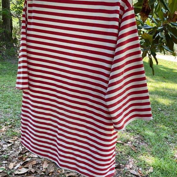 Red and white striped top - Picture 2 of 6